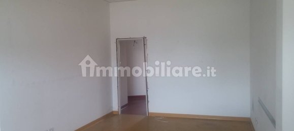 4 rooms Commercial property in Osnago, Italy No. 86078 10