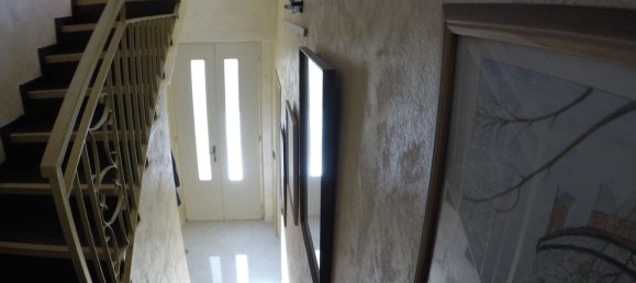 5 rooms House in Oggiona con Santo Stefano, Italy No. 255289 14