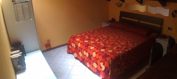 5 rooms House in Oggiona con Santo Stefano, Italy No. 255289 4