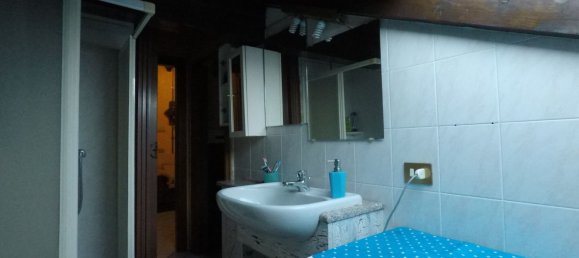 5 rooms House in Oggiona con Santo Stefano, Italy No. 255289 20