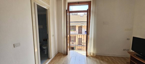 Studio in Milan, Italy, Nr. 275181 9