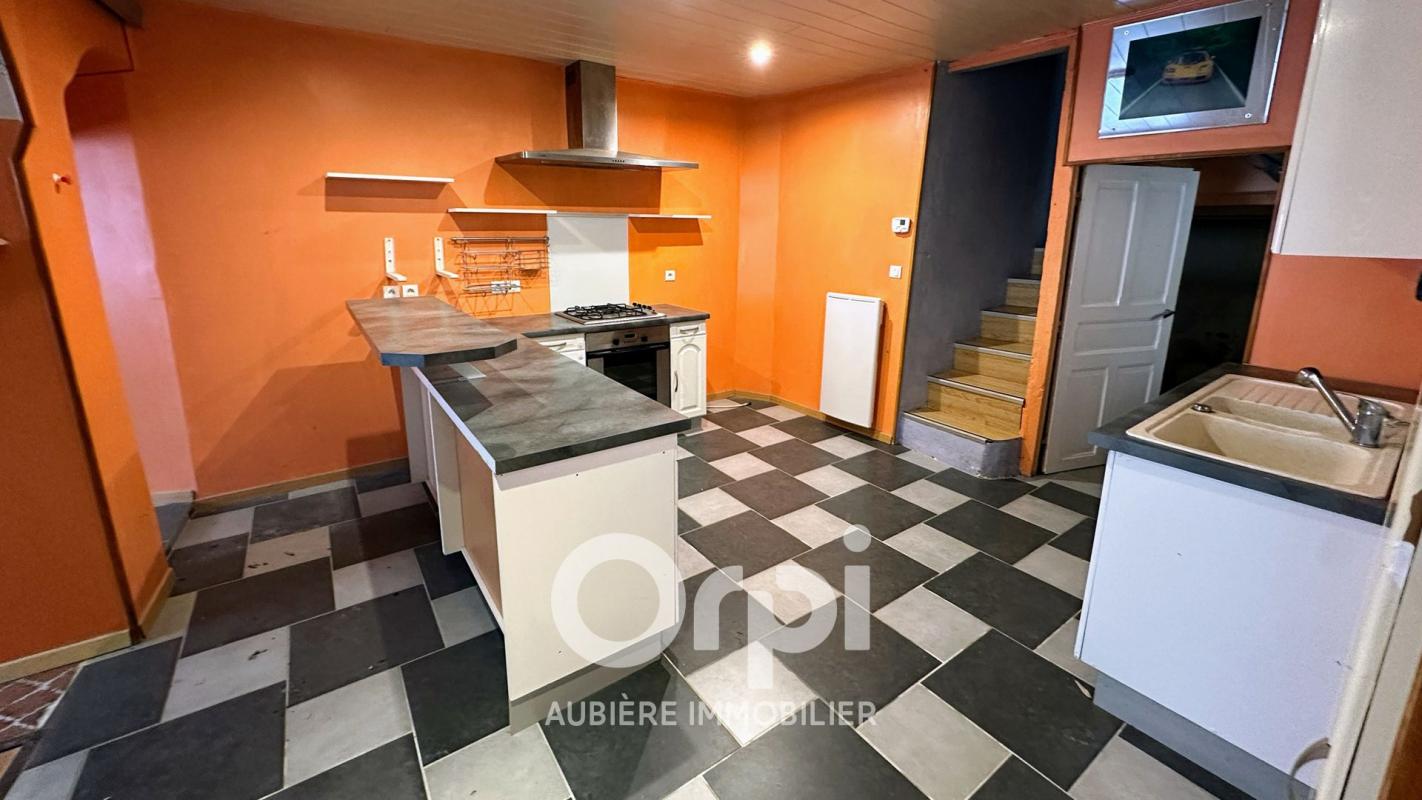 3 bedrooms House in Billom, France No. 331252