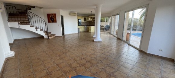 Villa de 4 dormitorios en Lumio, France No. 88048 3