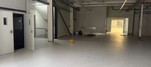 2100m² Warehouse in Furth, Germany No. 313389 36