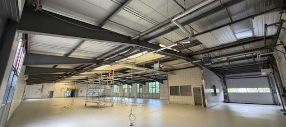 2100m² Warehouse in Furth, Germany No. 313389 2