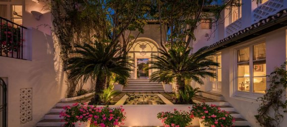 6 bedrooms House in Marbella, Spain No. 85197 10