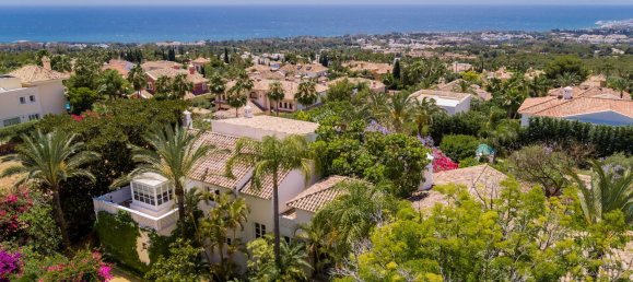 6 bedrooms House in Marbella, Spain No. 85197 14