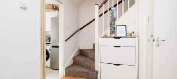 2 bedrooms House in Beckton, United Kingdom No. 11429 8