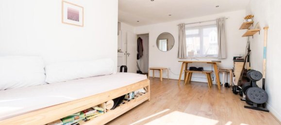 2 bedrooms House in Beckton, United Kingdom No. 11429 4