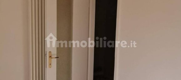 Apartamento de 2 dormitorios en Gardone Riviera, Italy No. 375137 10
