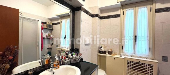 2 bedrooms Apartment in Rome, Italy No. 145883 3