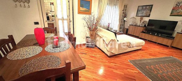 2 bedrooms Apartment in Rome, Italy No. 145883 9