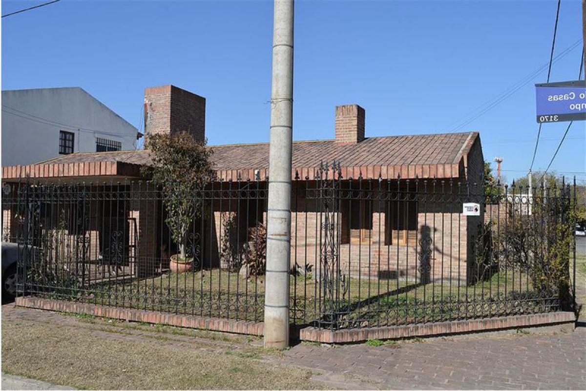 3 bedrooms House in Cordoba, Argentina No. 3858