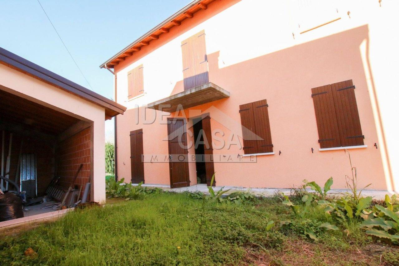 5 rooms Villa in San Possidonio, Italy No. 163984