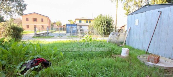 5 rooms Villa in San Possidonio, Italy No. 163984 3