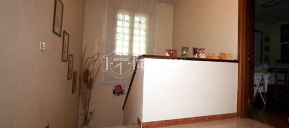 Villa T6 em Modena, Italy N.º 358346 22