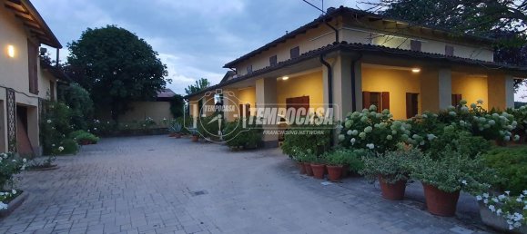 Villa T6 em Modena, Italy N.º 358346 13