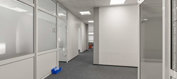 Almacén en Wilhelmshaven, Germany 3184 m² No. 286206 3