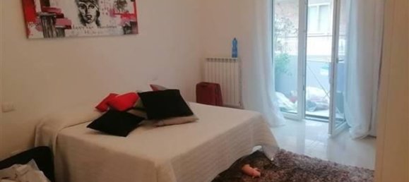4 rooms Apartment in Grosseto, Italy No. 125057 2