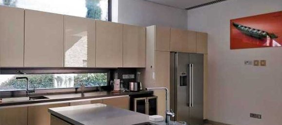 5 bedrooms House in Chloraka, Cyprus No. 10660 3