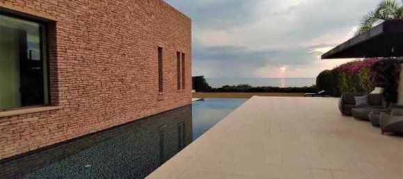 5 bedrooms House in Chloraka, Cyprus No. 10660 9