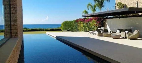 5 bedrooms House in Chloraka, Cyprus No. 10660 7