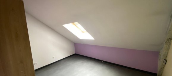 Здание 265м² в Бурж, Франция № 57138 5