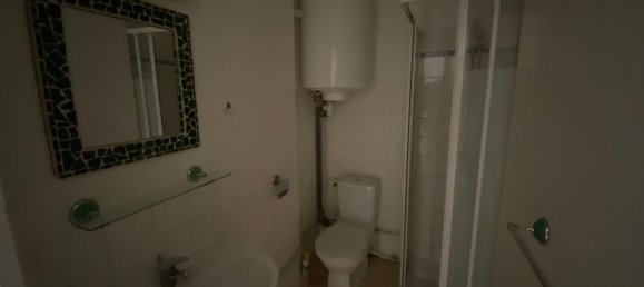 Здание 265м² в Бурж, Франция № 57138 15