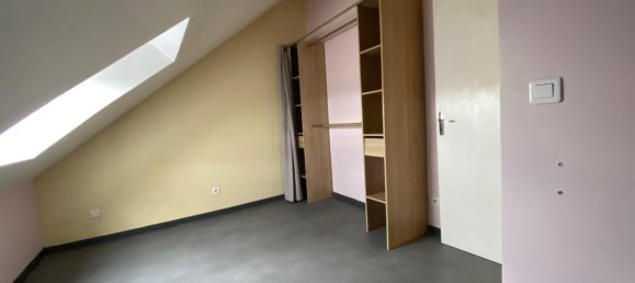 Здание 265м² в Бурж, Франция № 57138 6