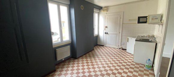 Здание 265м² в Бурж, Франция № 57138 11