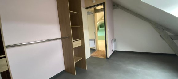 Здание 265м² в Бурж, Франция № 57138 7