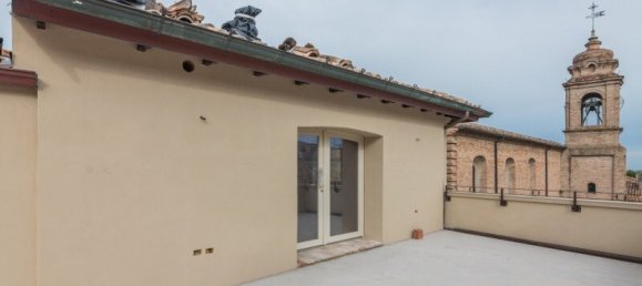 Ático de 4 dormitorios en Fano, Italy No. 89139 6
