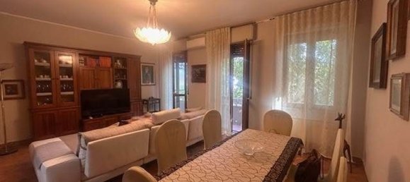 Apartamento de 3 divisões em Vigevano, Italy N.º 332715 4