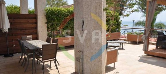 3 bedrooms Apartment in Germasogeia, Cyprus No. 21479 7