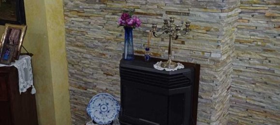 5 rooms Apartment in Palermo, Italy No. 168509 8