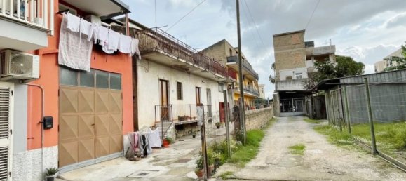 4 rooms Villa in Maddaloni, Italy No. 63677 4