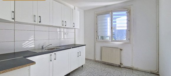 Apartamento de 2 dormitorios en La Chapelle-Saint-Luc, France No. 50325 3