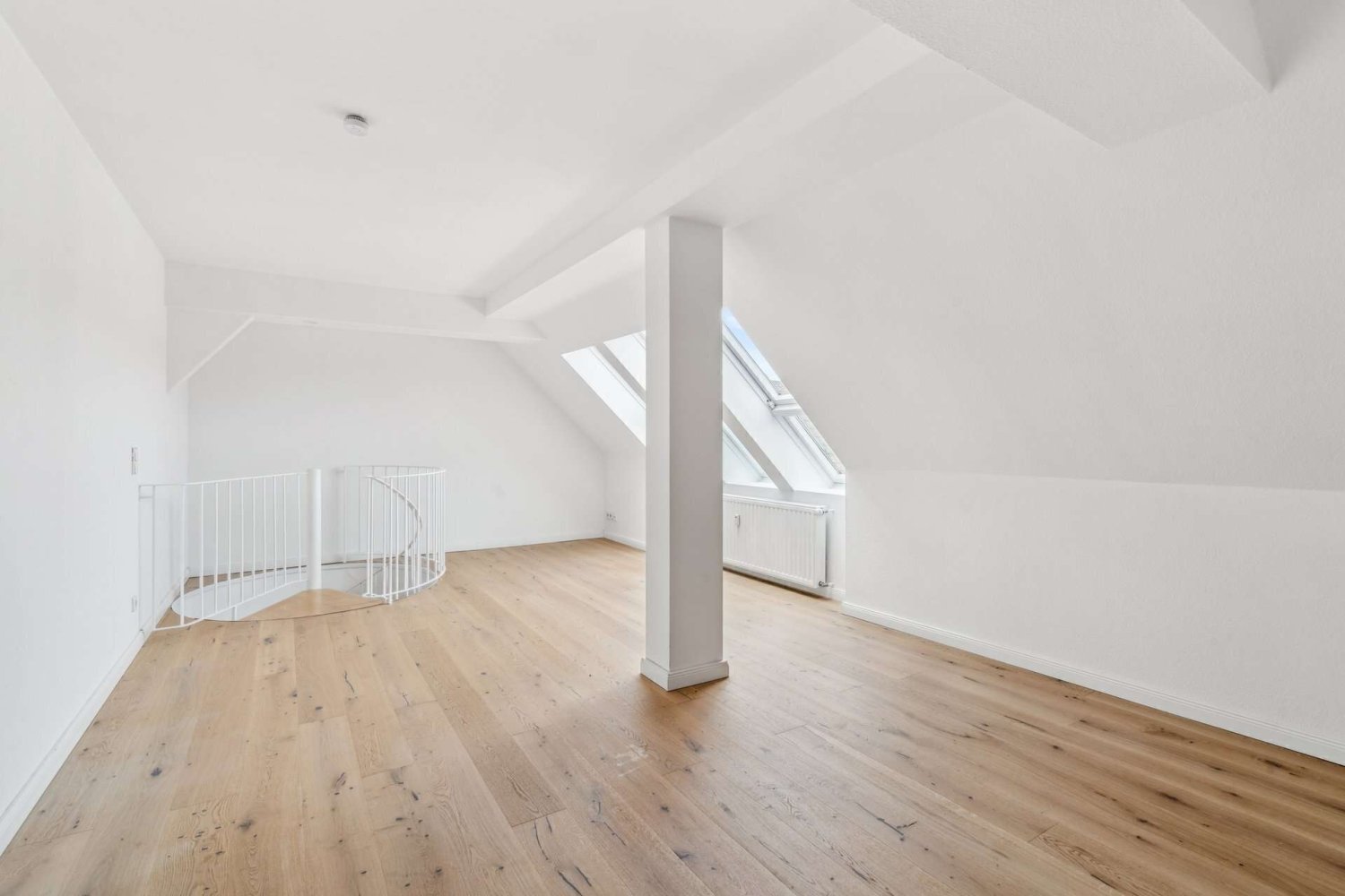 2 bedrooms Duplex in Neukolln, Germany No. 283486