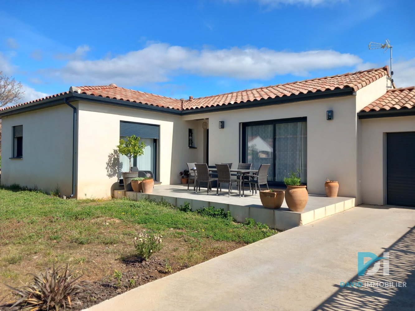 Villa de 3 dormitorios en Cessenon-sur-Orb, France No. 296667