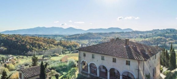 12 bedrooms Villa in Lucca, Italy No. 237 6