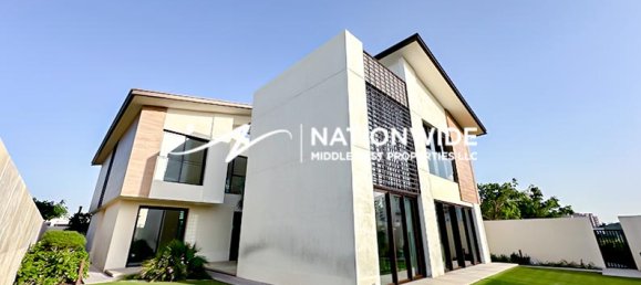 4 bedrooms Villa in Abu Dhabi, UAE No. 93926 10