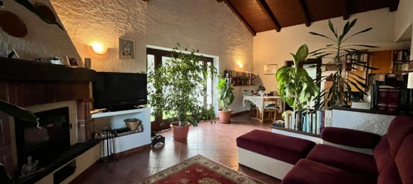 5 rooms House in Val di Chy, Italy No. 107150 5