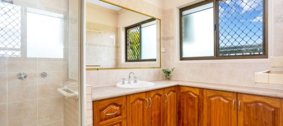 4 Schlafzimmer Haus in Deeral, Australia, Nr. 360 12