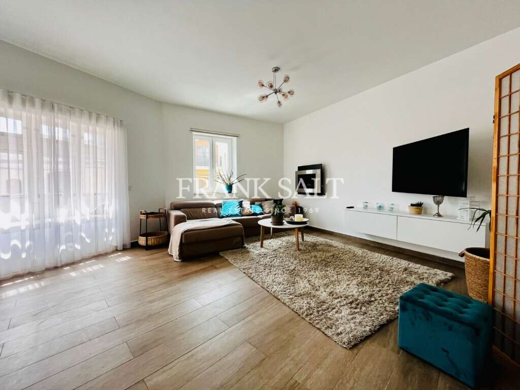 Duplex independente T1 em Qormi, Malta N.º 11357