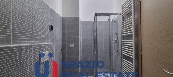 5 rooms Apartment in Città Sant'Angelo, Italy No. 106865 32