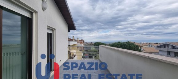 5 rooms Apartment in Città Sant'Angelo, Italy No. 106865 21