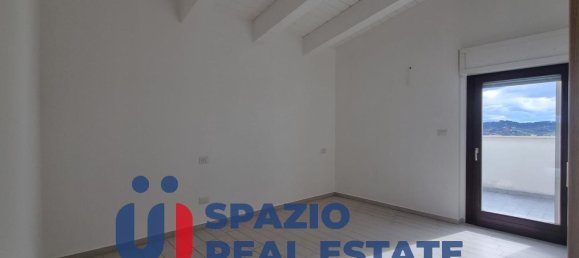 5 rooms Apartment in Città Sant'Angelo, Italy No. 106865 23