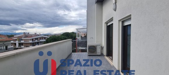 5 rooms Apartment in Città Sant'Angelo, Italy No. 106865 25