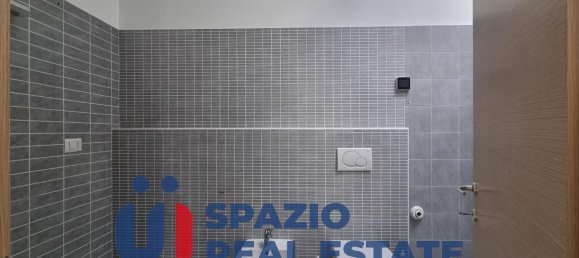 5 rooms Apartment in Città Sant'Angelo, Italy No. 106865 30