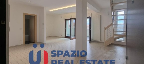 5 rooms Apartment in Città Sant'Angelo, Italy No. 106865 5